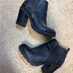 Sam & Libby Black Ankle Boots